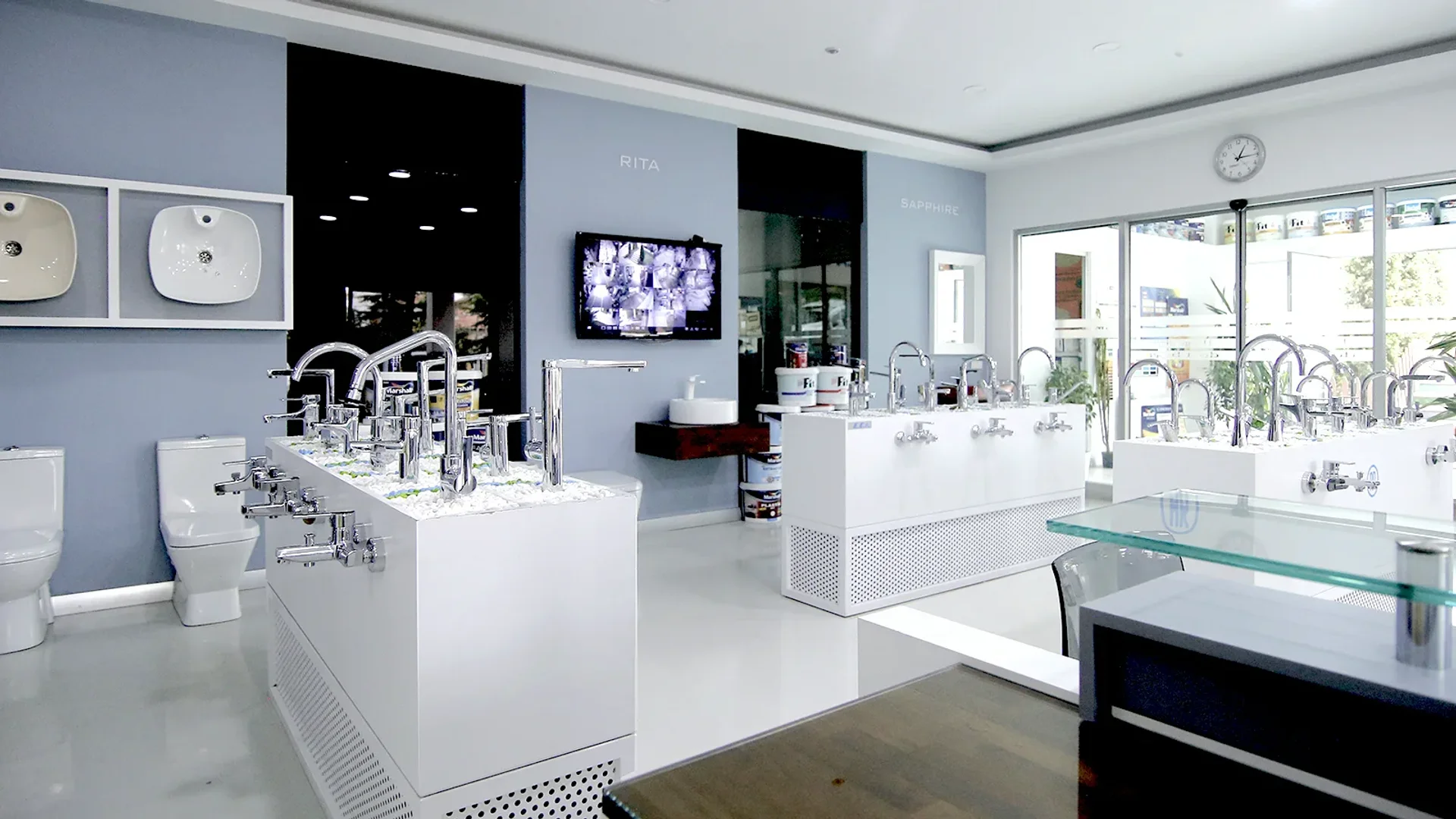 Eca Serel Dost Boya Showroom