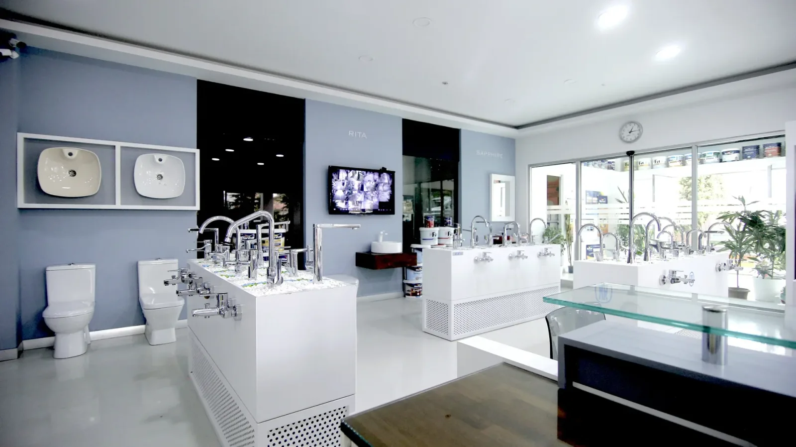 Eca Serel Dost Boya Showroom 7