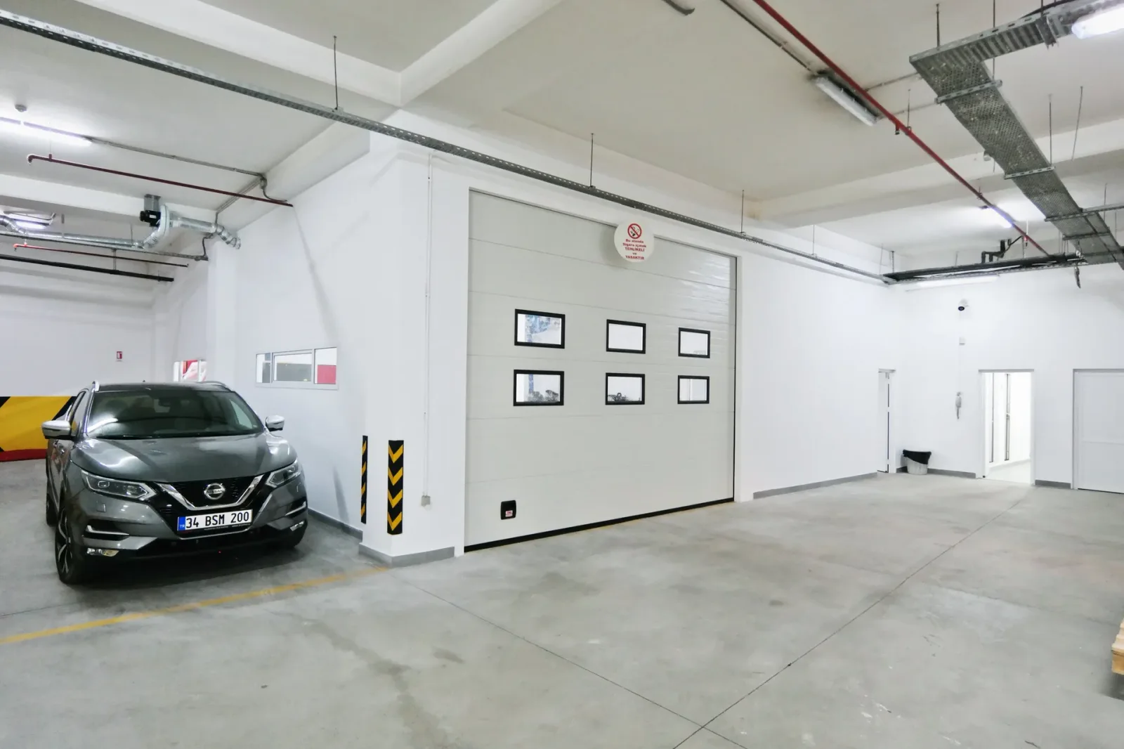 Nissan Head Office 14