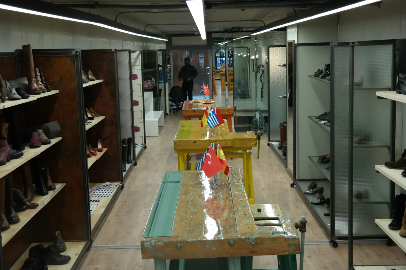 Distanbul Showroom 6