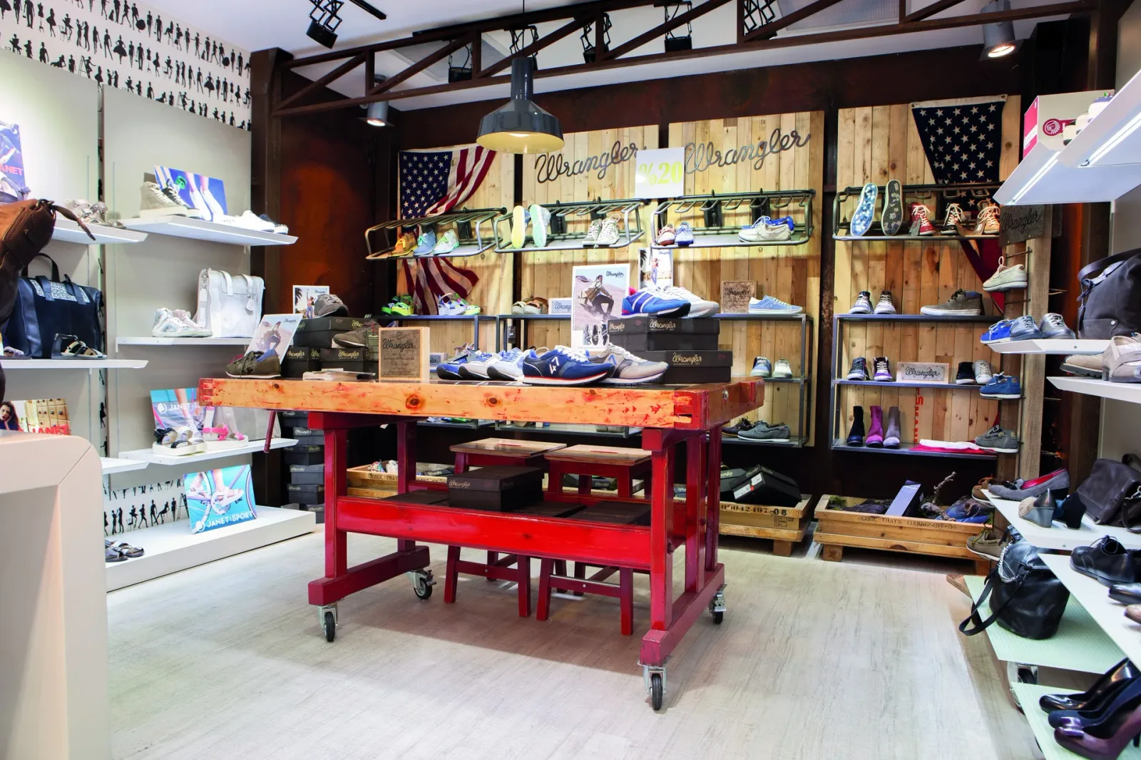 Stonefly Showroom Şişli 4