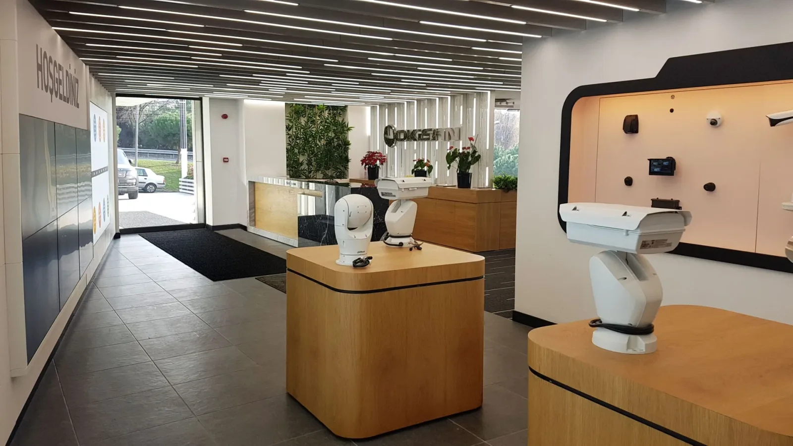 Okisan Office & Showroom 5