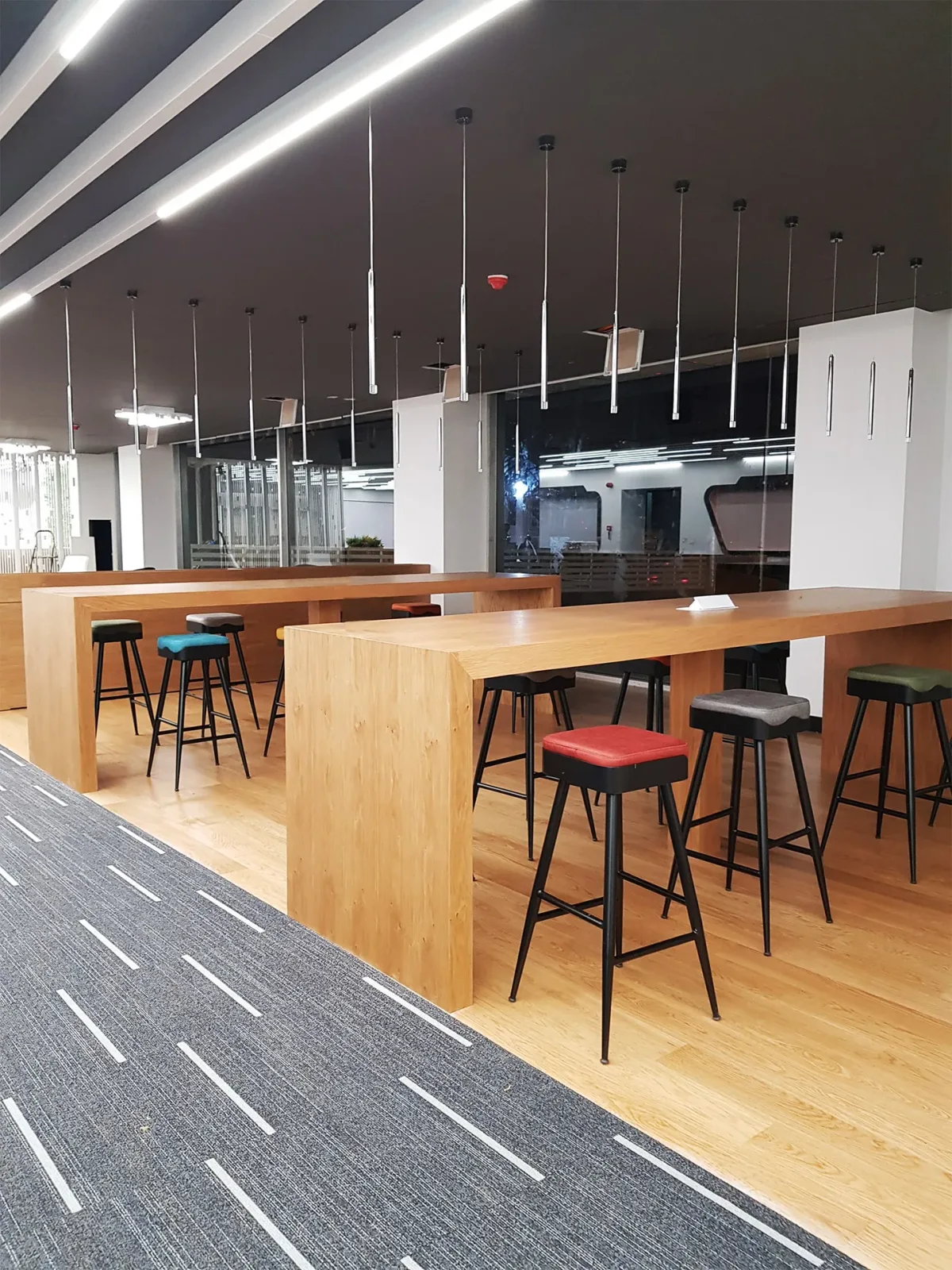 Okisan Office & Showroom 8