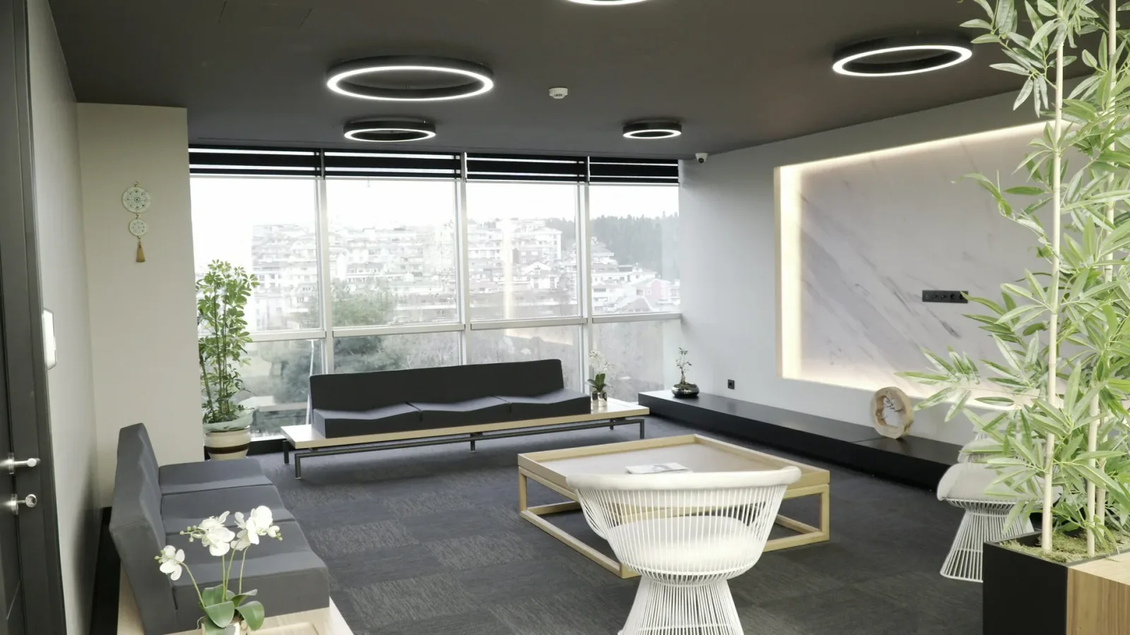 Okisan Office & Showroom 19