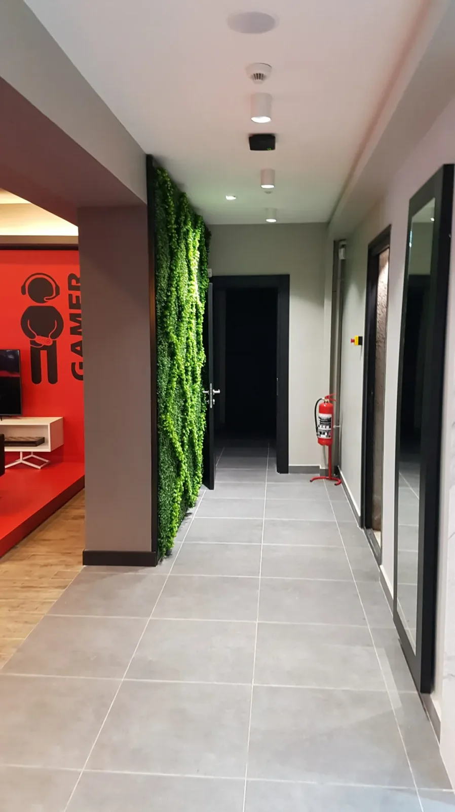 Okisan Office & Showroom 20