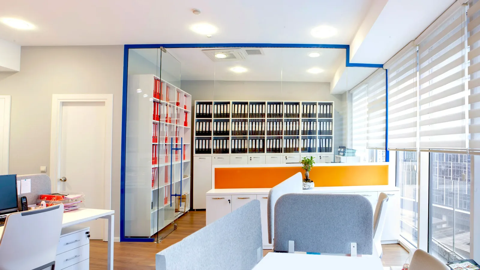 Omsk Carbon My Prestige Ofis 4